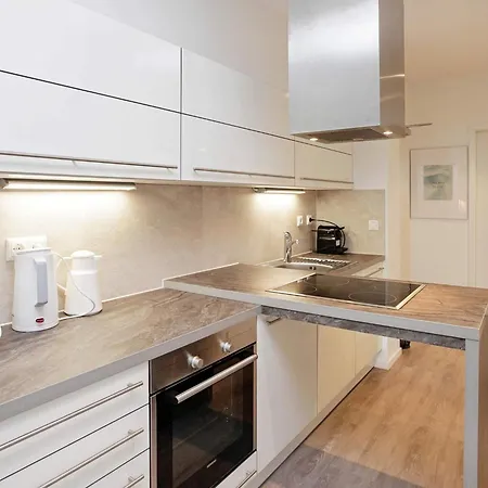 8 Person In * Wendtorf