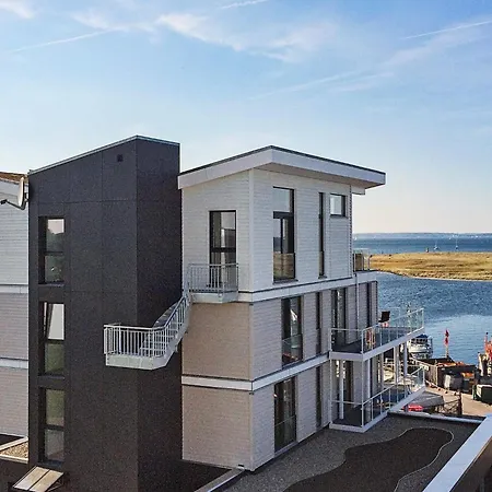 8 Person In Апартаменты *